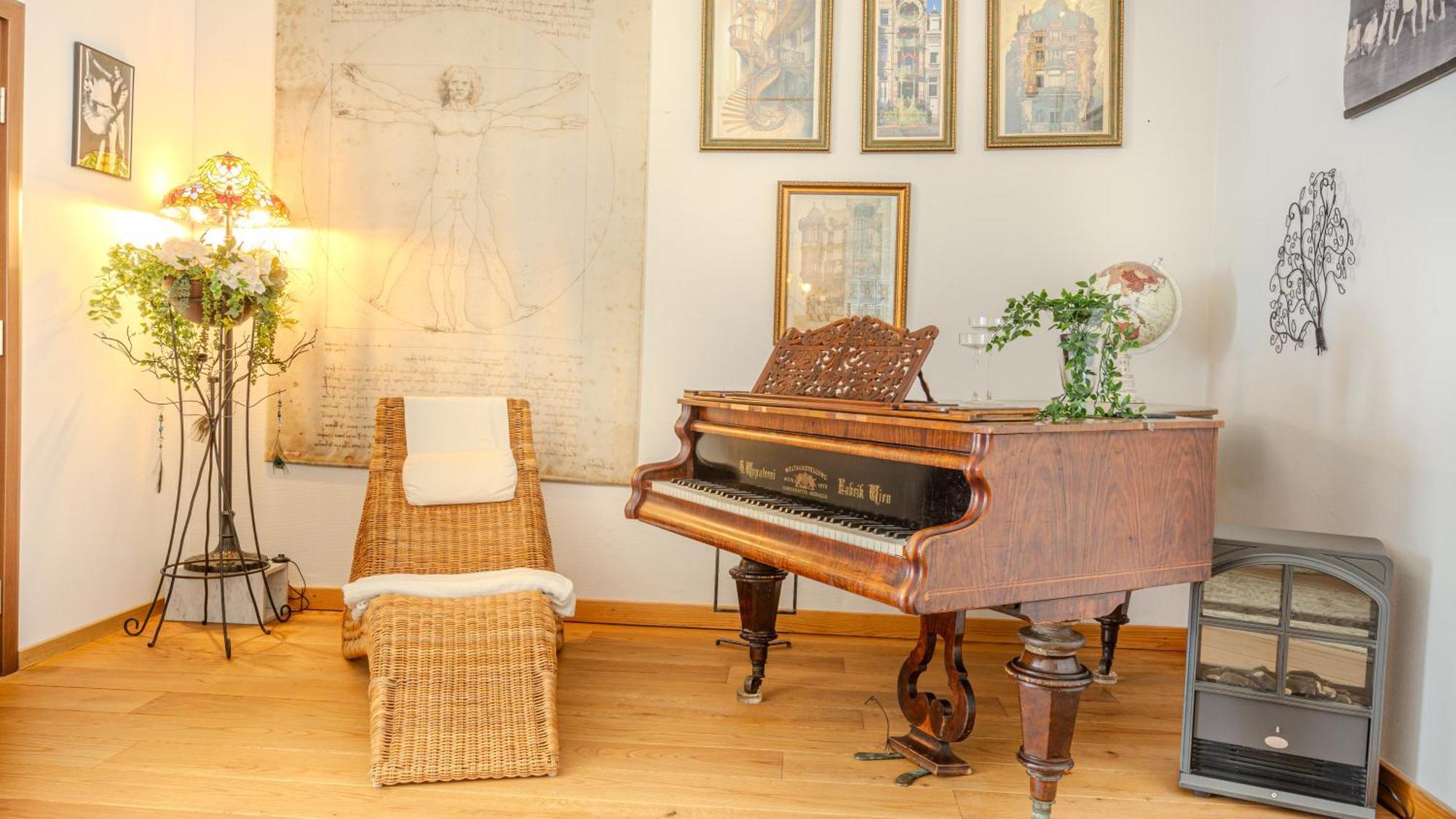 A Piece Of History Guesthouse 布拉索夫 外观 照片